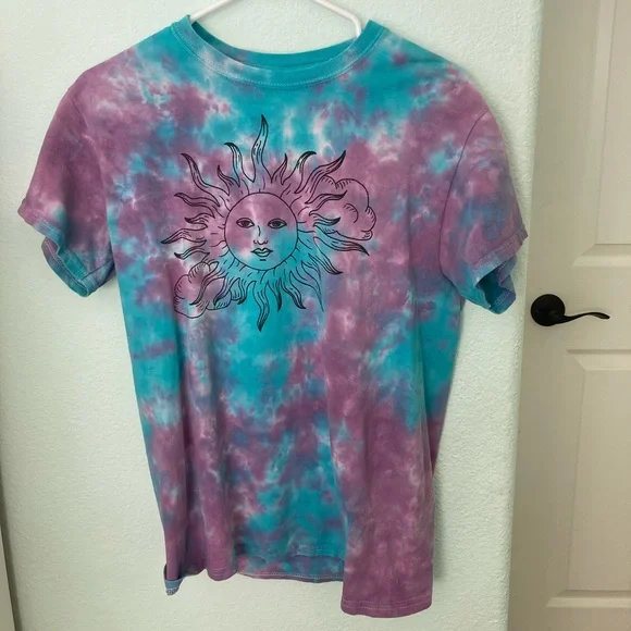 URBAN OUTFITTERS SUN TIE DYE SHIRT SMALL UNISEX PURPLE BLUE RIPPLE TEE CLOUDS - Picture 2 of 4